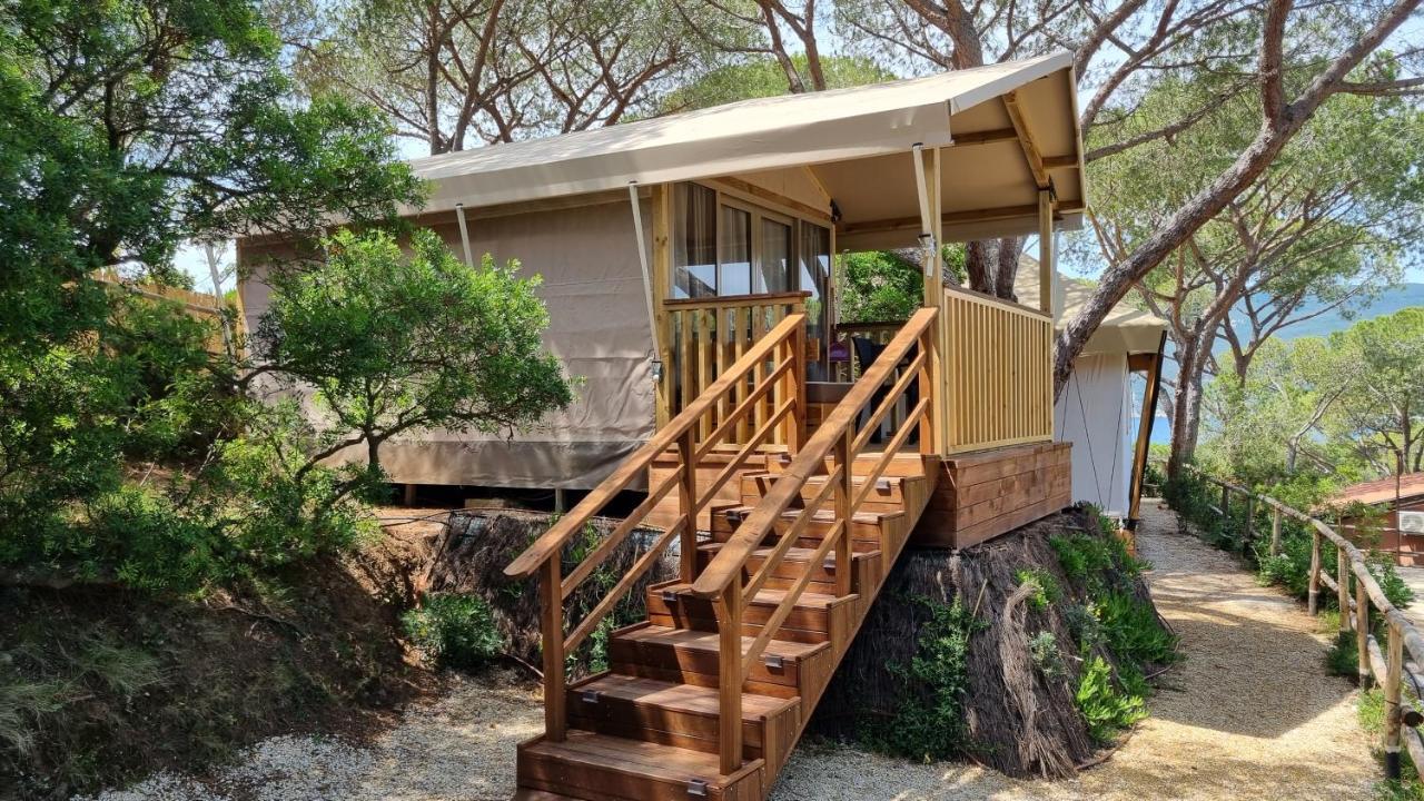 Camping Lacona Pineta Capoliveri  Ngoại thất bức ảnh