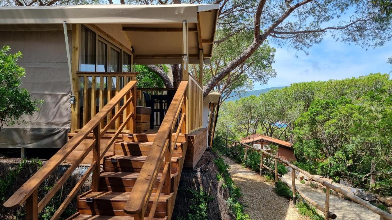 Camping Lacona Pineta Capoliveri  Ngoại thất bức ảnh