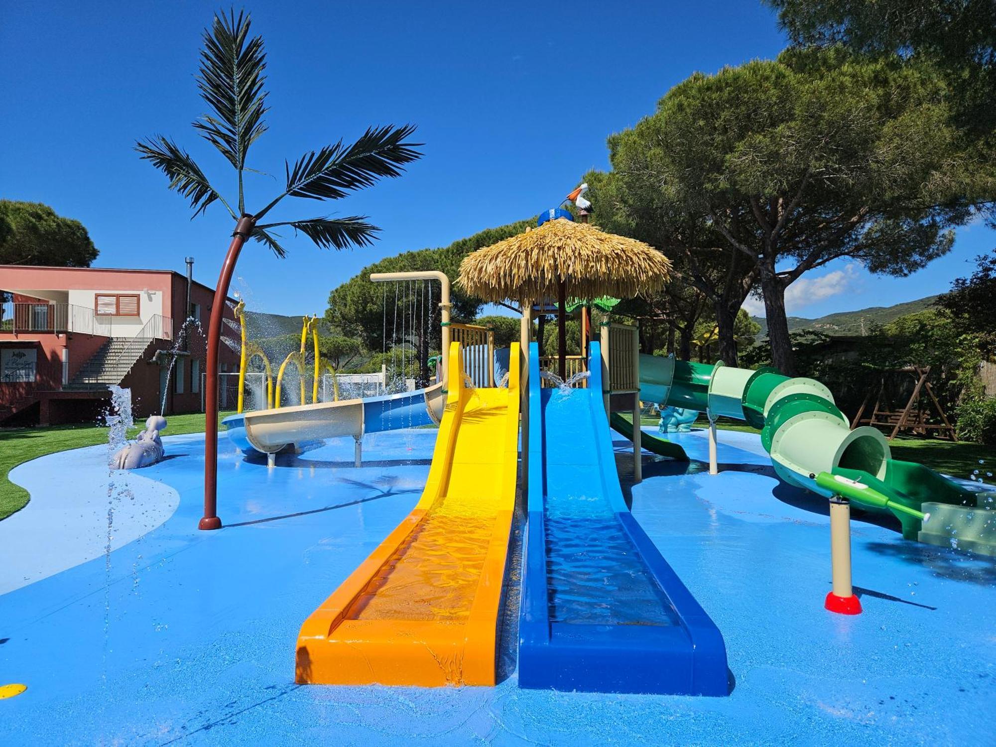 Camping Lacona Pineta Capoliveri  Ngoại thất bức ảnh